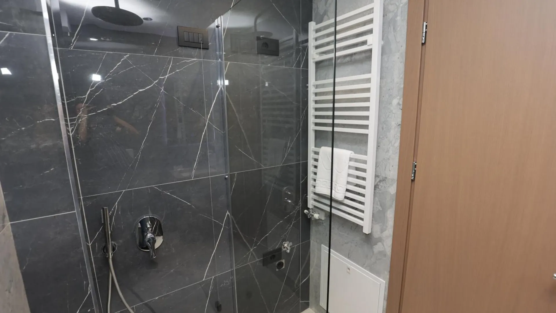 Residence Inn Hotel Tirana