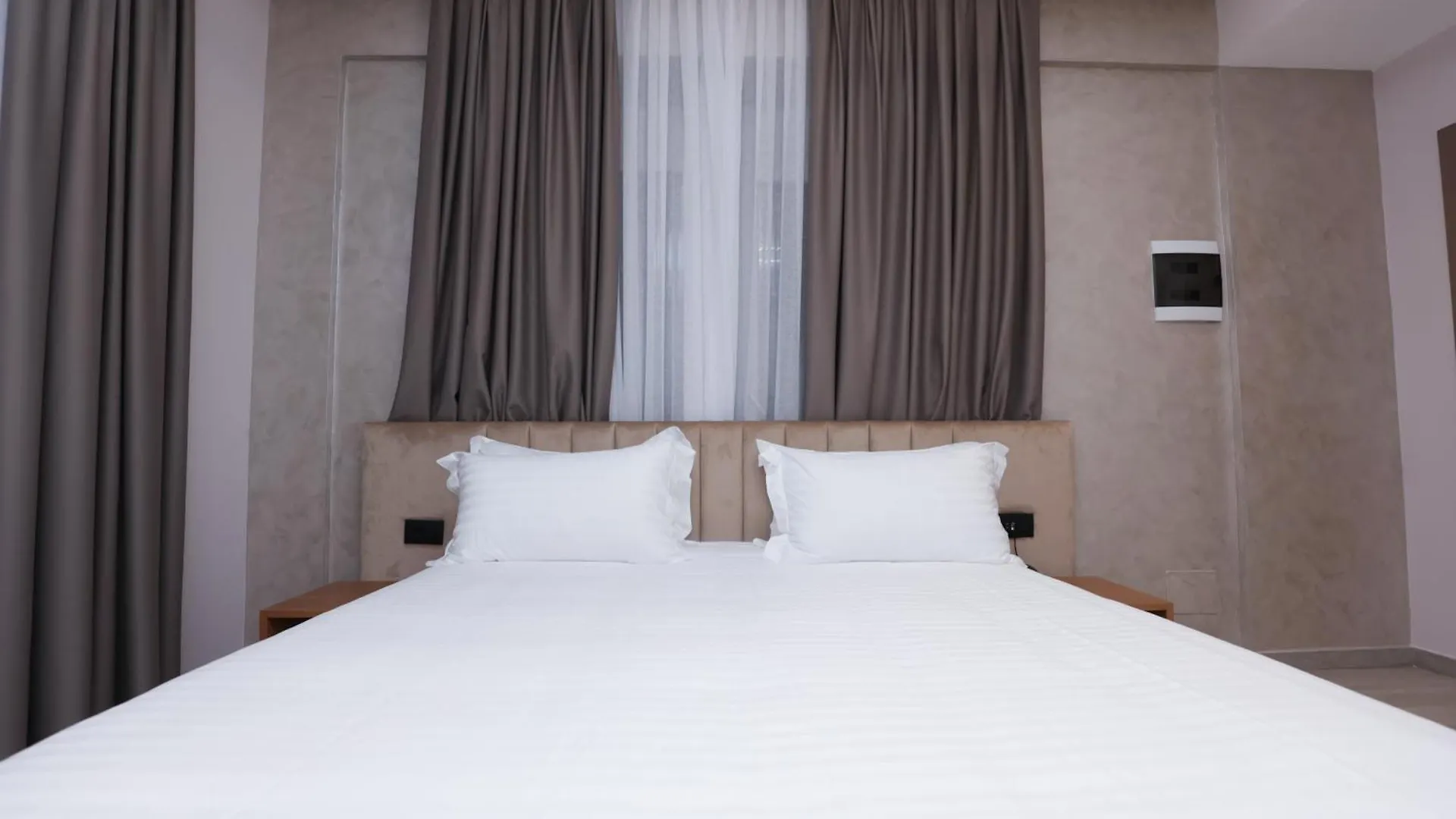 Residence Inn Hotel Tirana