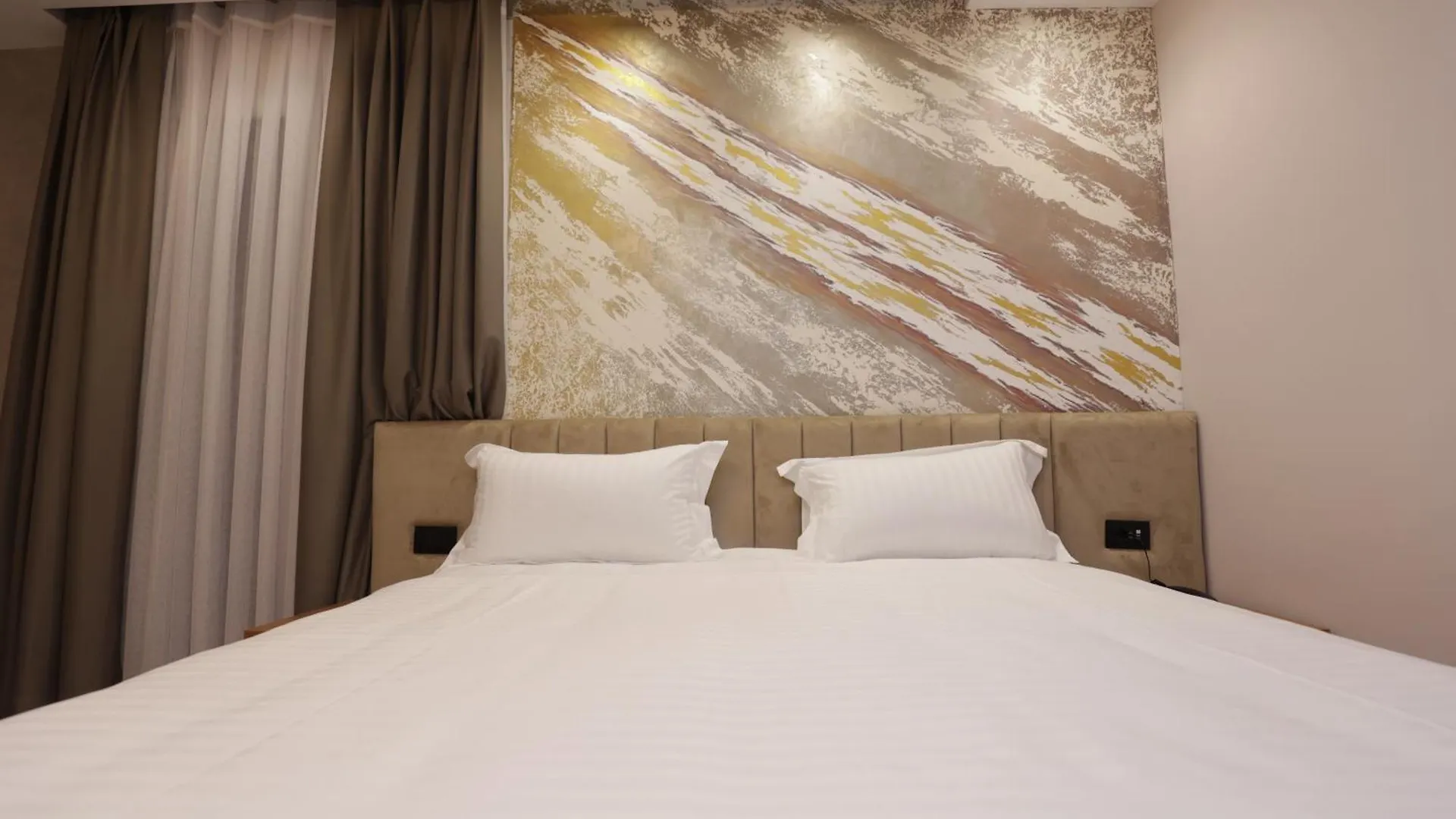 Residence Inn Hotel Tirana Albania
