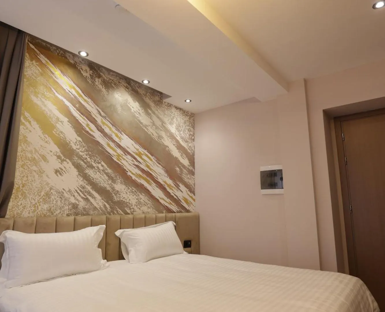 Residence Inn Hotel Tirana