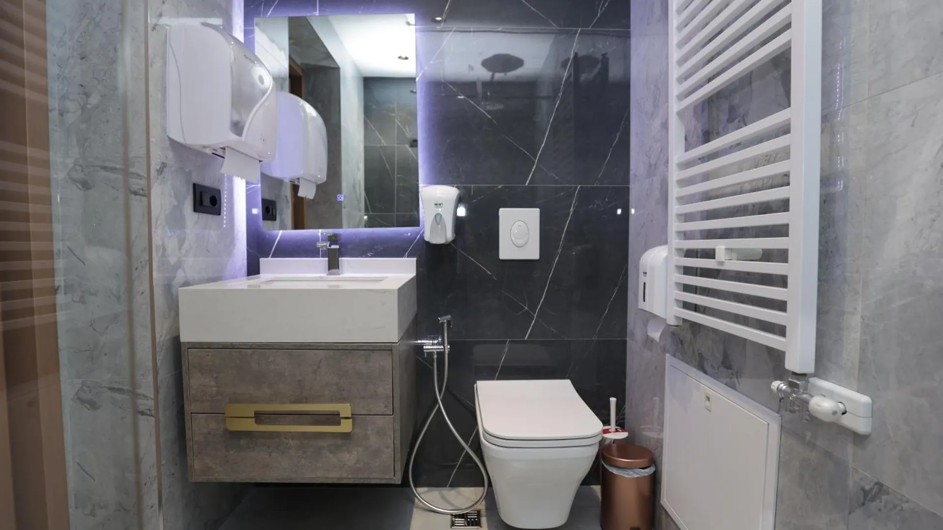 Residence Inn Hotel Tirana