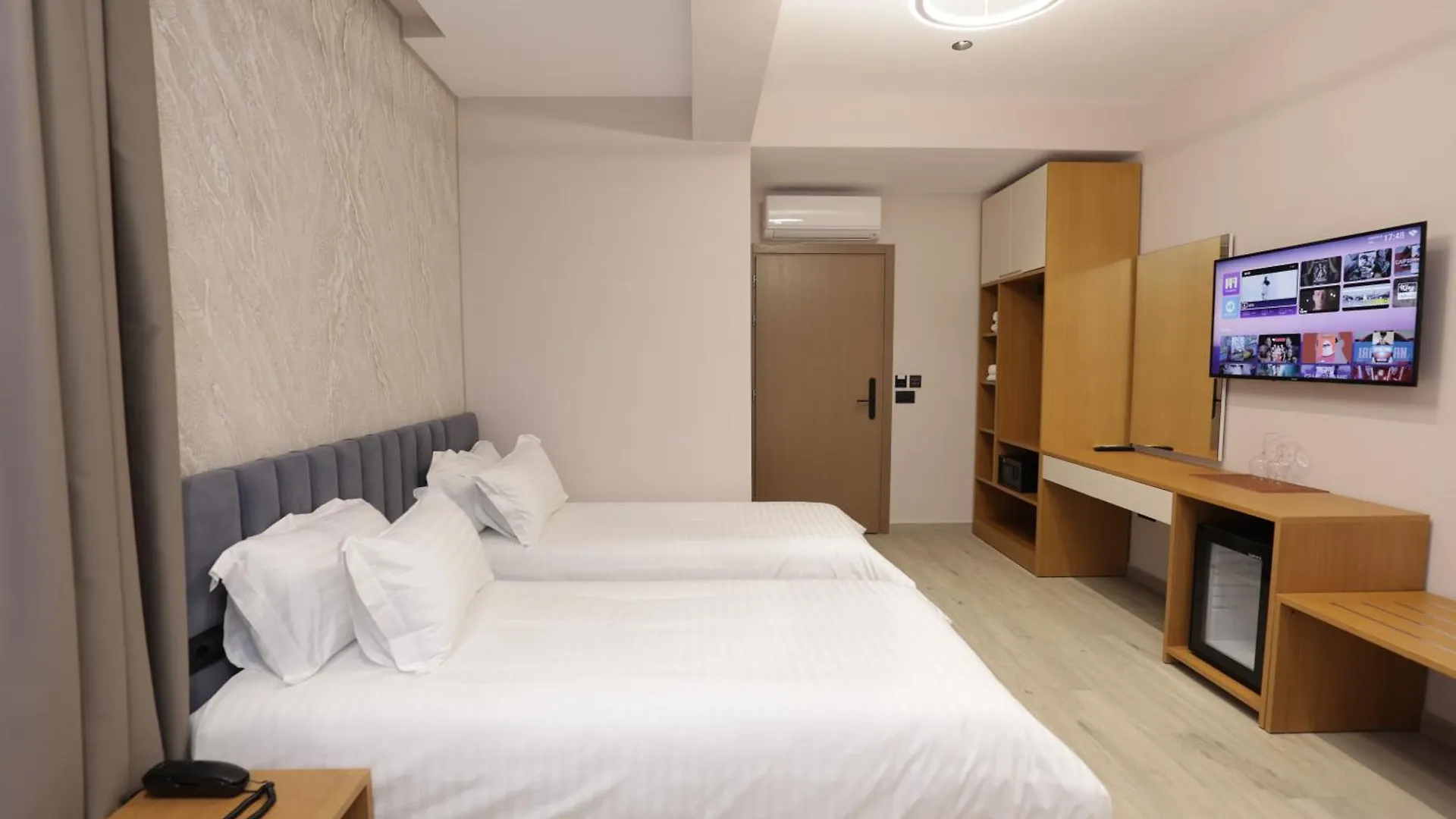 Residence Inn Hotel Tirana 4*,  Albania